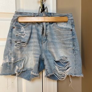 American Eagle baggy mom jean shorts
